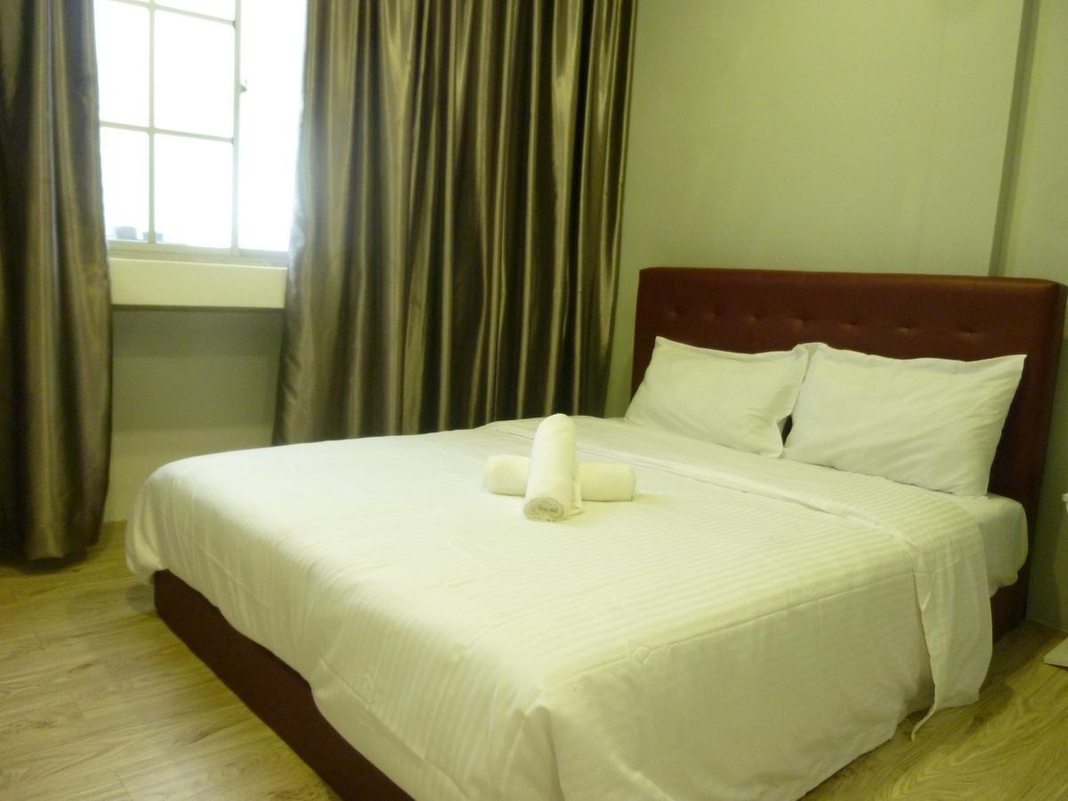 The B'Hotel Kajang Bagian luar foto