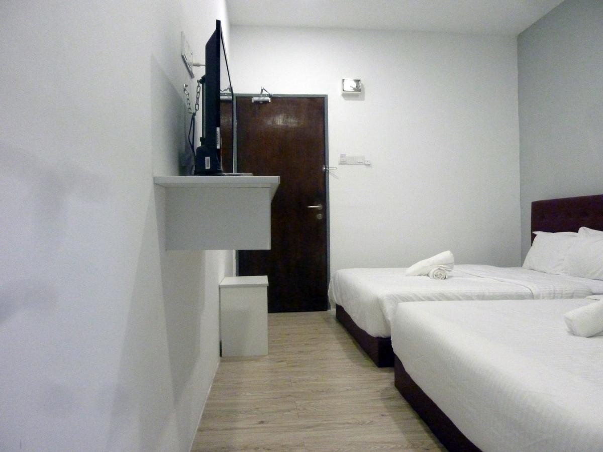 The B'Hotel Kajang Bagian luar foto