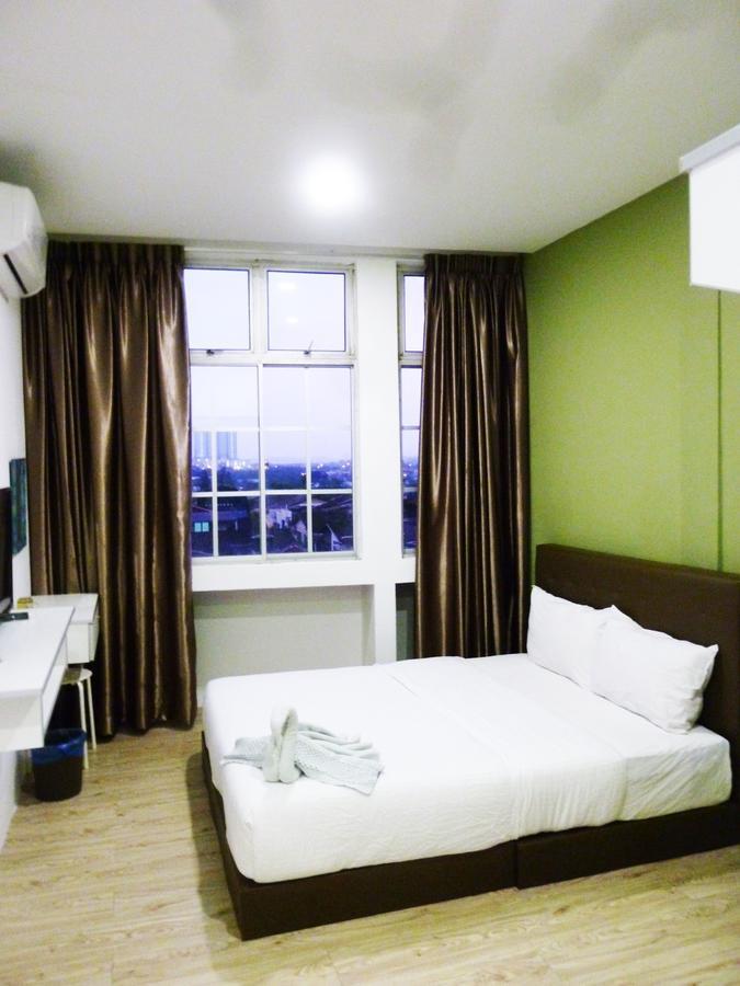 The B'Hotel Kajang Bagian luar foto