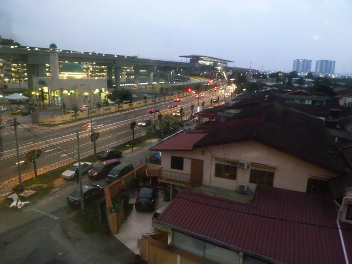 The B'Hotel Kajang Bagian luar foto