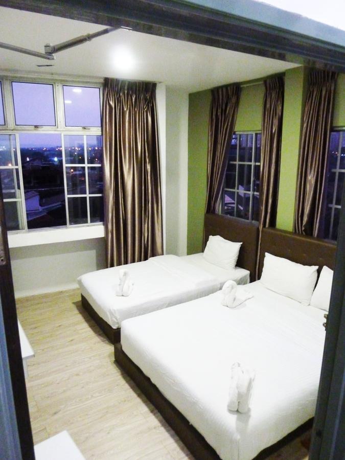 The B'Hotel Kajang Bagian luar foto