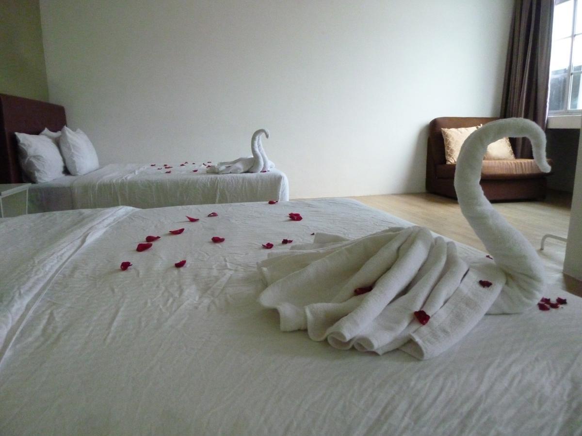 The B'Hotel Kajang Bagian luar foto