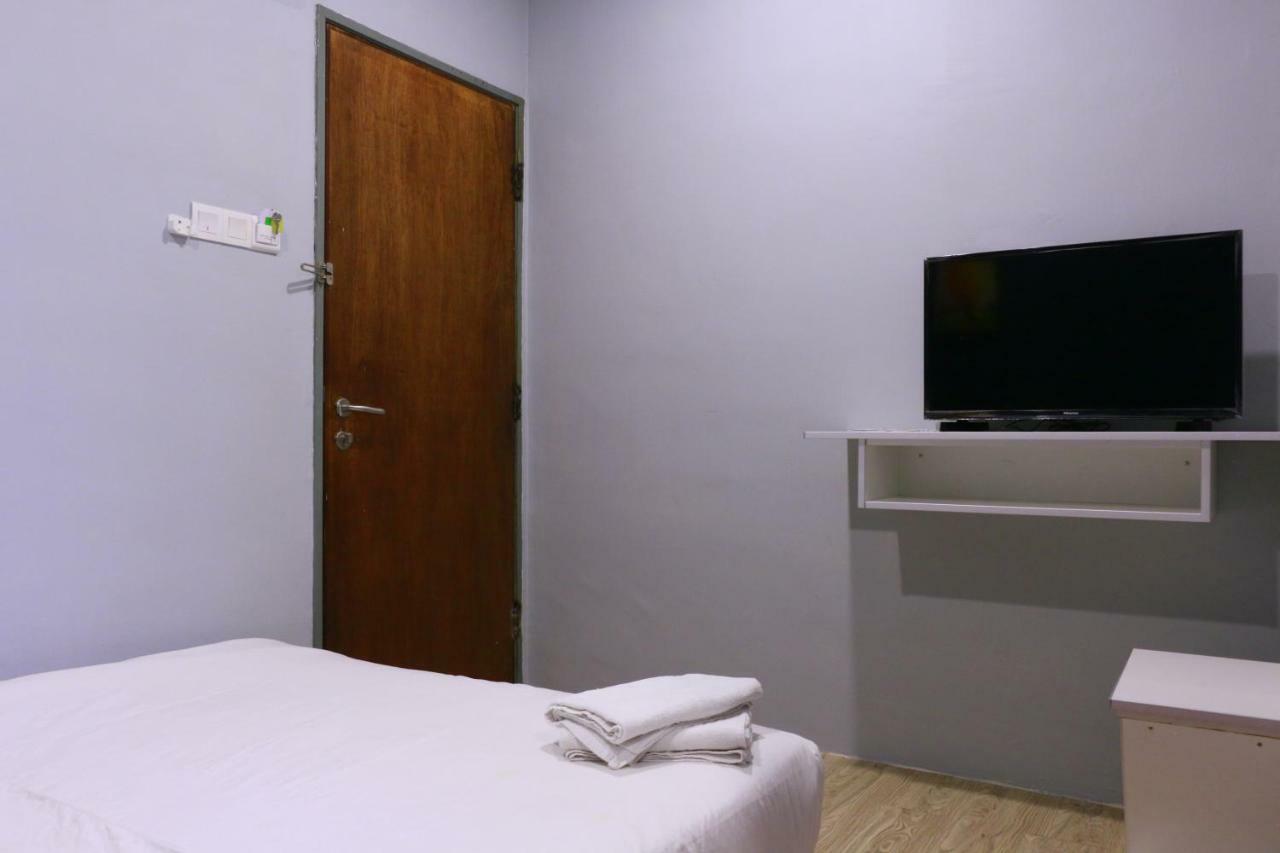 The B'Hotel Kajang Bagian luar foto