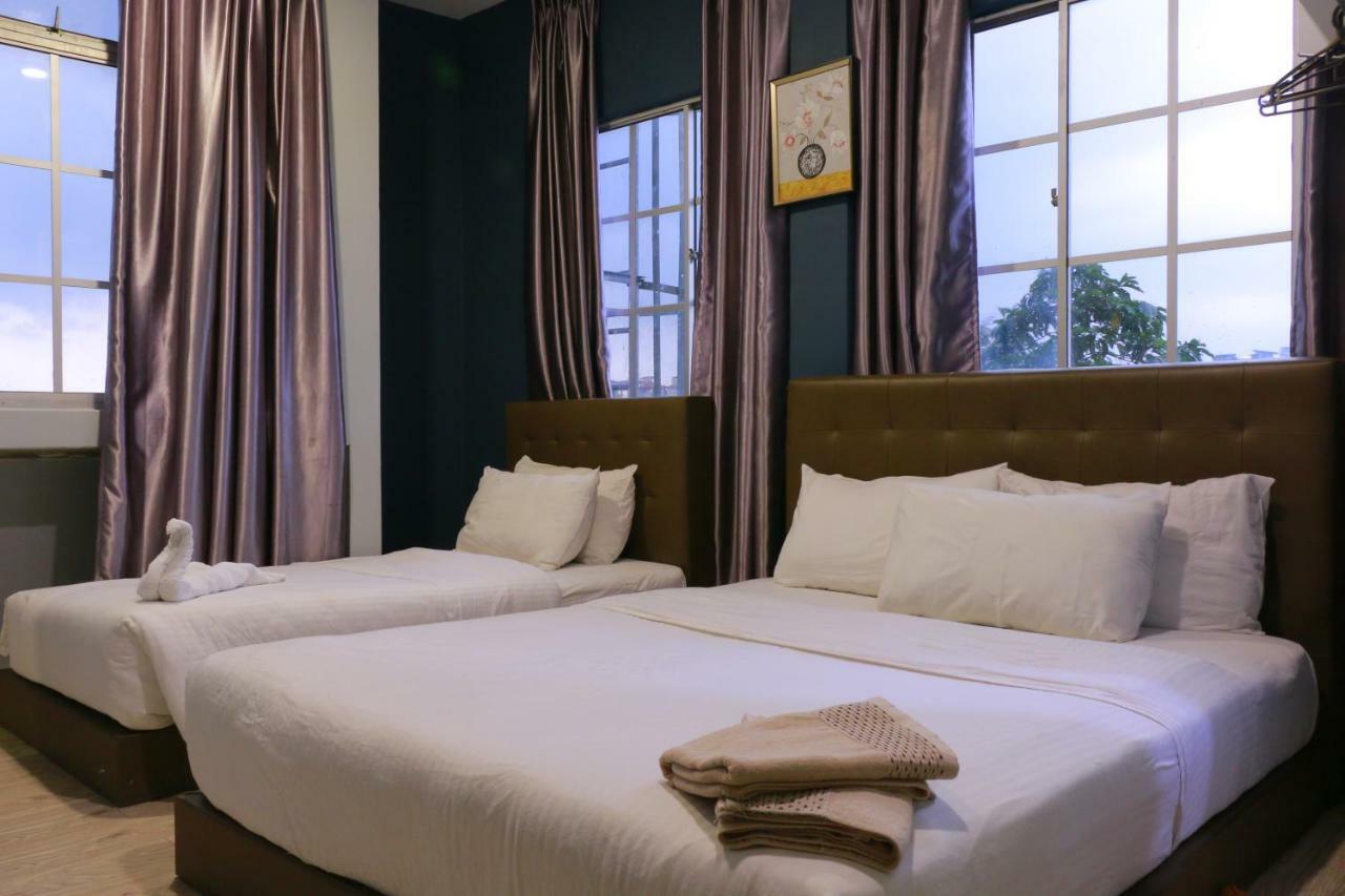 The B'Hotel Kajang Bagian luar foto