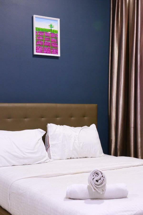 The B'Hotel Kajang Bagian luar foto